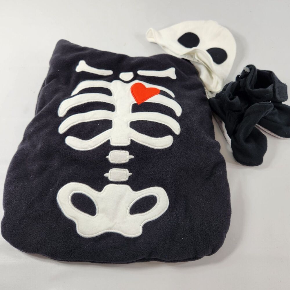 Carter’s Halloween Baby Infant Three-Piece Skeleton Outfit One Size NEW
